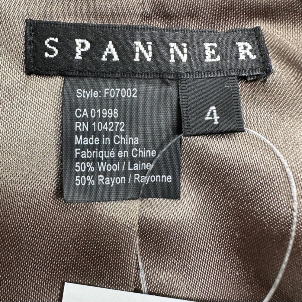 Spanner Cropped Beige Button Up Collard Coat Size… - image 5